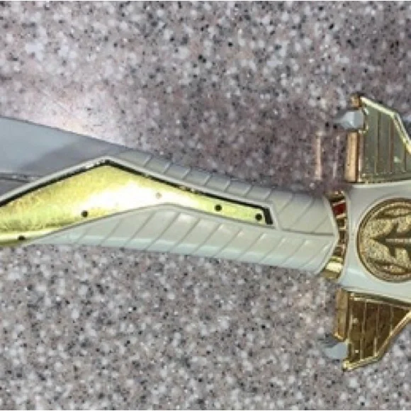 MMPR WHITE RANGER TIGER SWORD